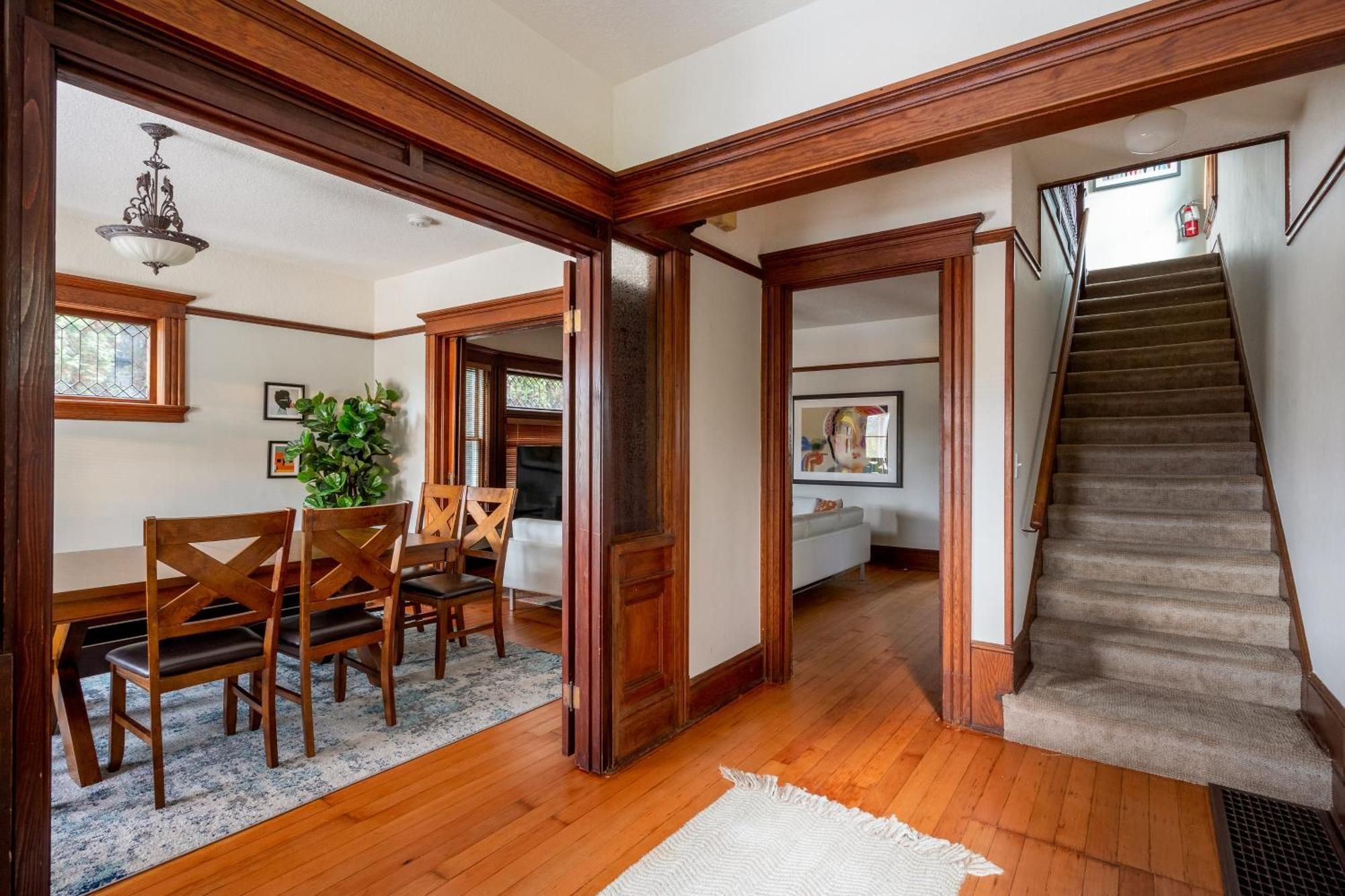 Holiday home Collection - Historic Pdx - Sleeps 10, Perfect Location *