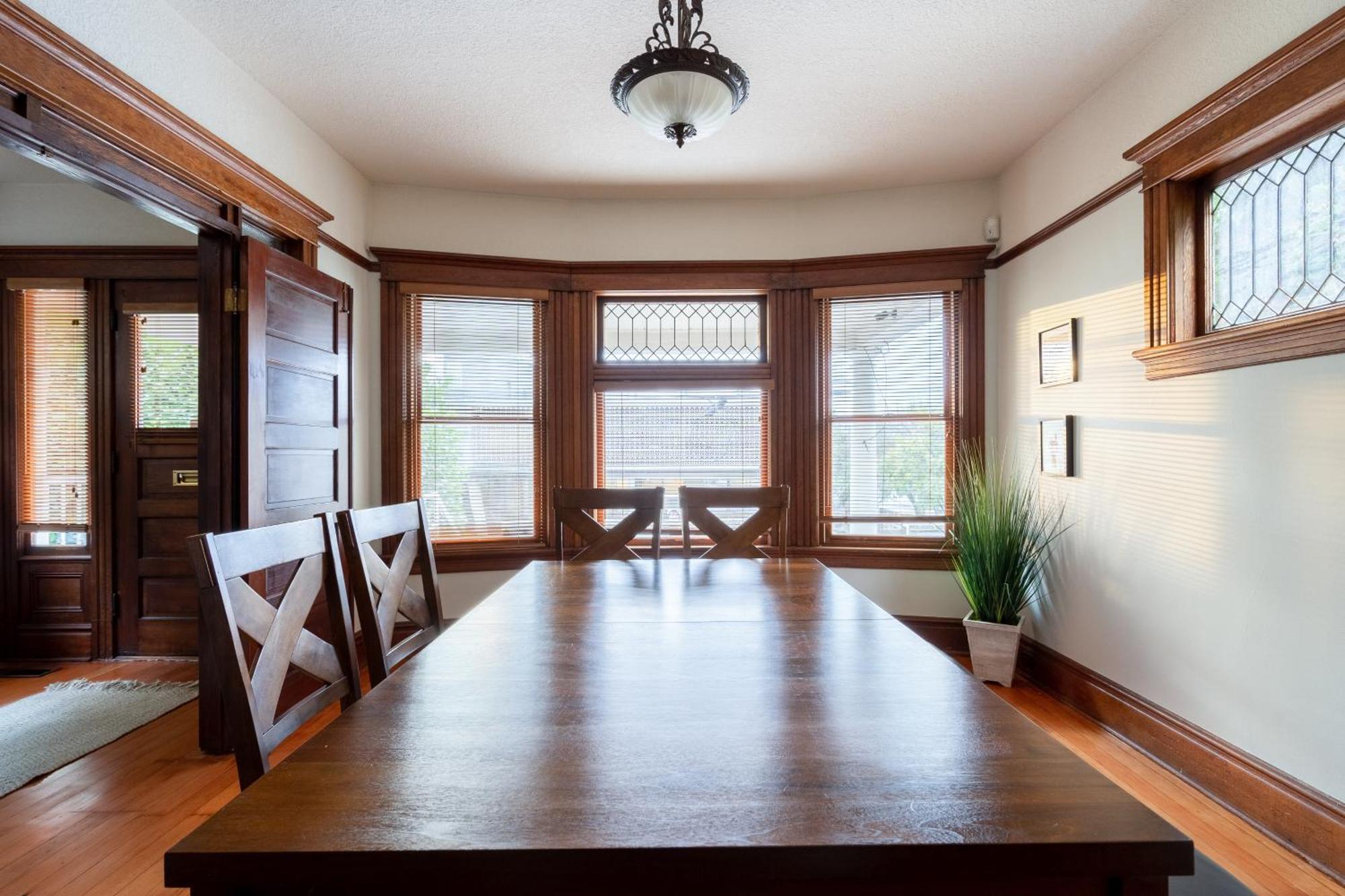 Collection - Historic Pdx - Sleeps 10, Perfect Location Portland
