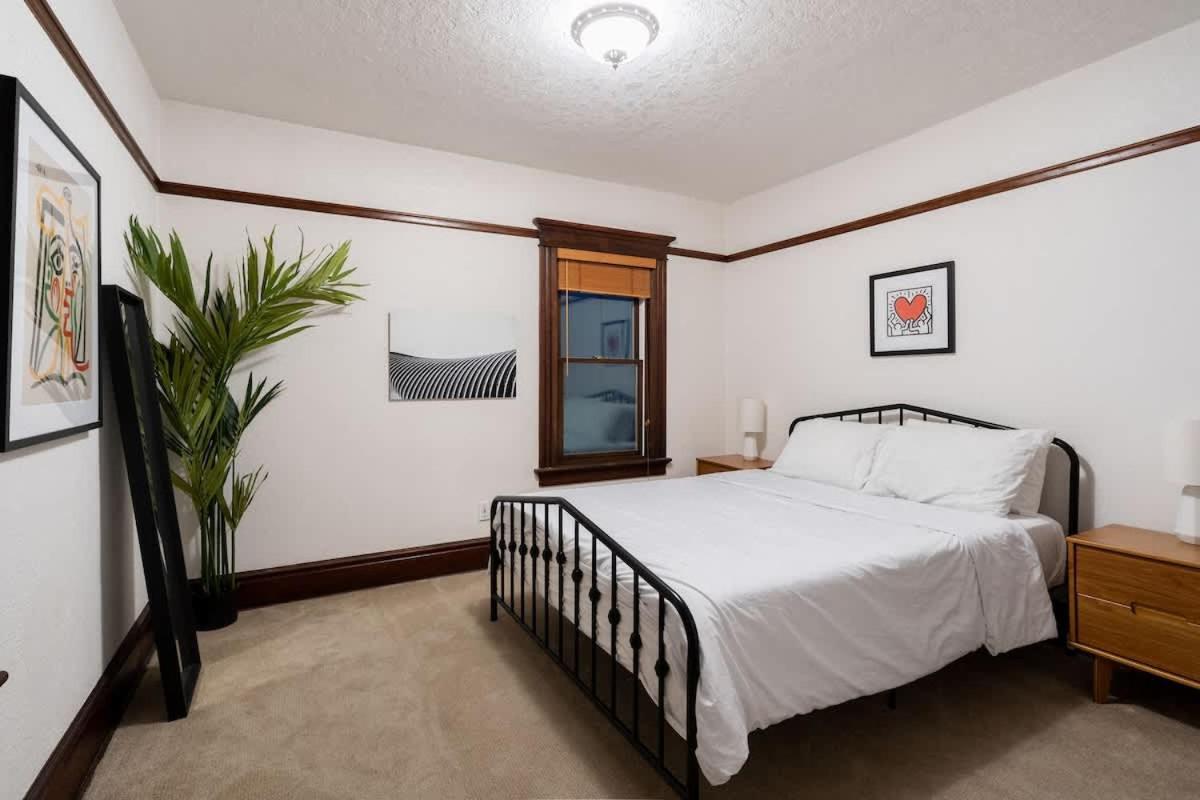 Collection - Historic Pdx - Sleeps 10, Perfect Location Portland